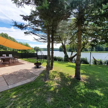 Dom wakacyjny Niebieskie Drzwi